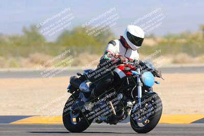 media/Nov-06-2023-Moto Forza (Mon) [[ce023d0744]]/4-Beginner Group/Session 3 (Turn 2)/